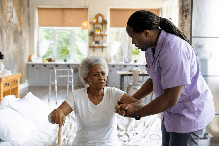 Accompagnement médical à domicile et soins palliatifs